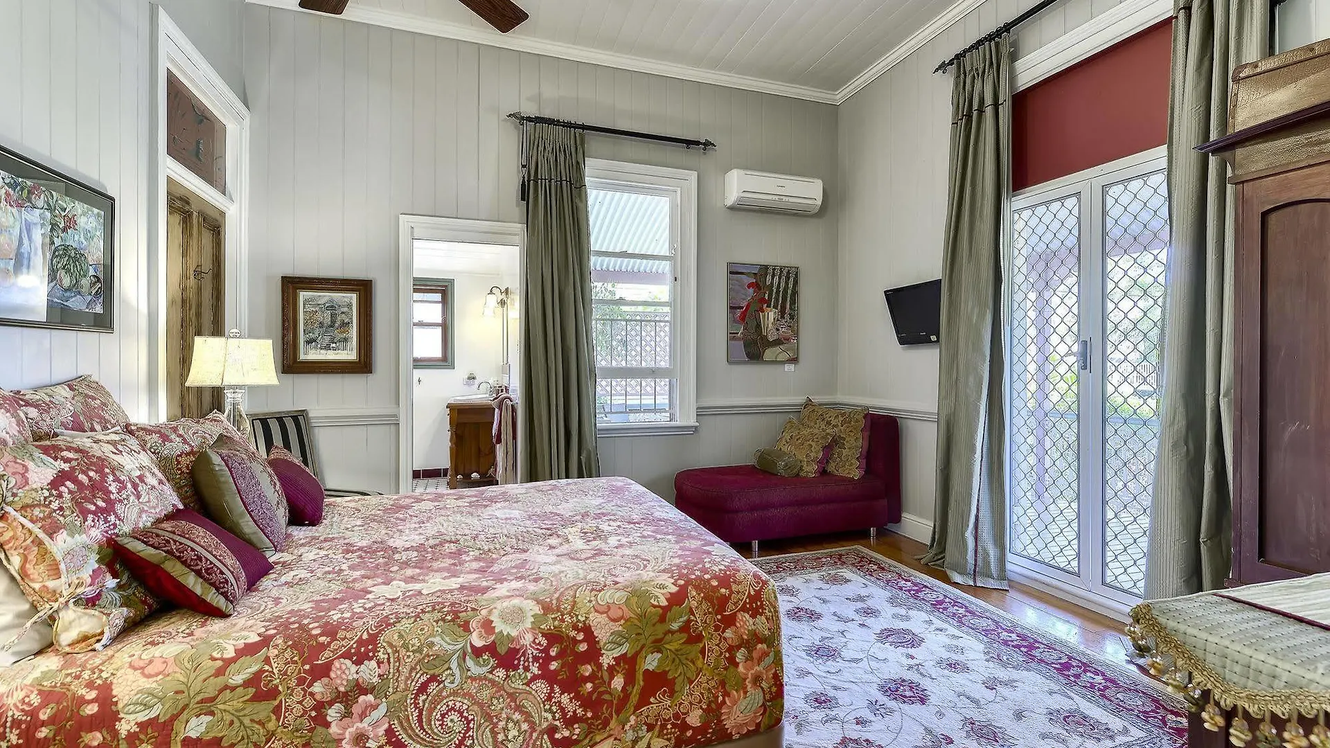 Naracoopa Bed & Breakfast & Pavilion Shorncliffe