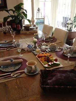 Naracoopa Bed & Breakfast & Pavilion Shorncliffe
