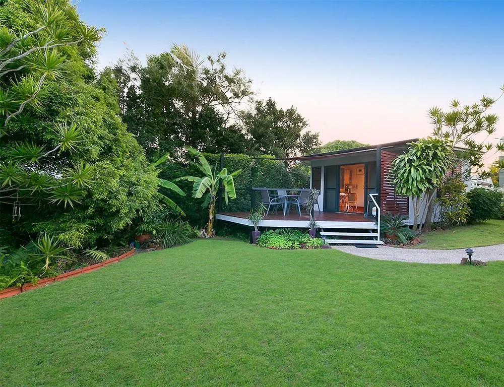 Naracoopa Bed & Breakfast & Pavilion Shorncliffe Australia