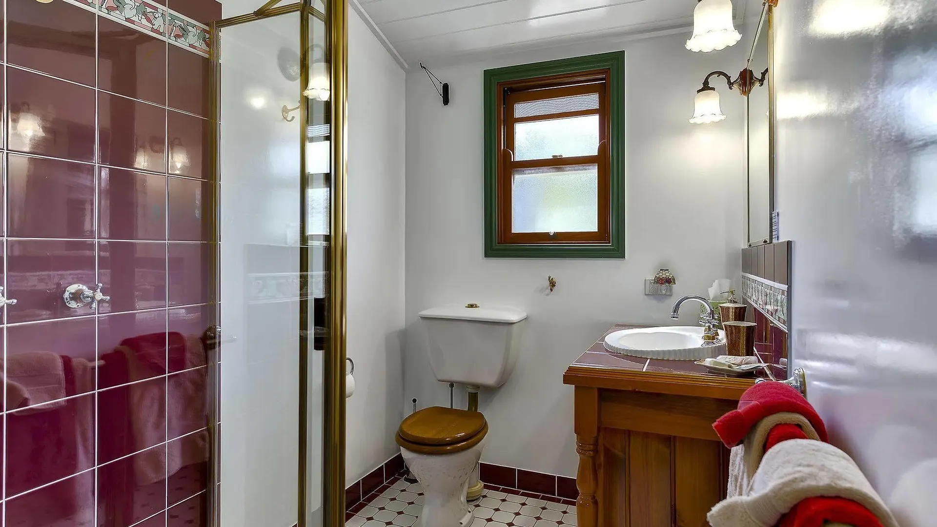 Naracoopa Bed & Breakfast & Pavilion Shorncliffe